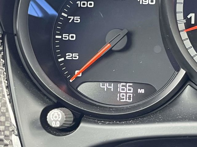 Used 2020 Porsche Macan Turbo image 24