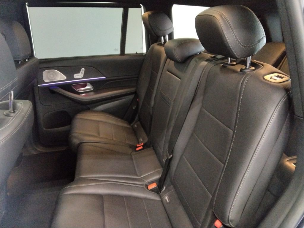 Used 2022 Mercedes-Benz GLS 450 4MATIC image 38
