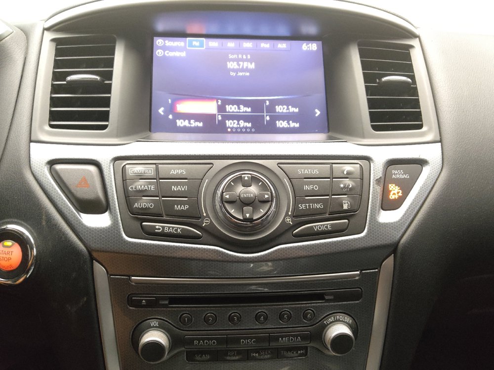 Used 2018 Nissan Pathfinder SL AWD/4WD image 25