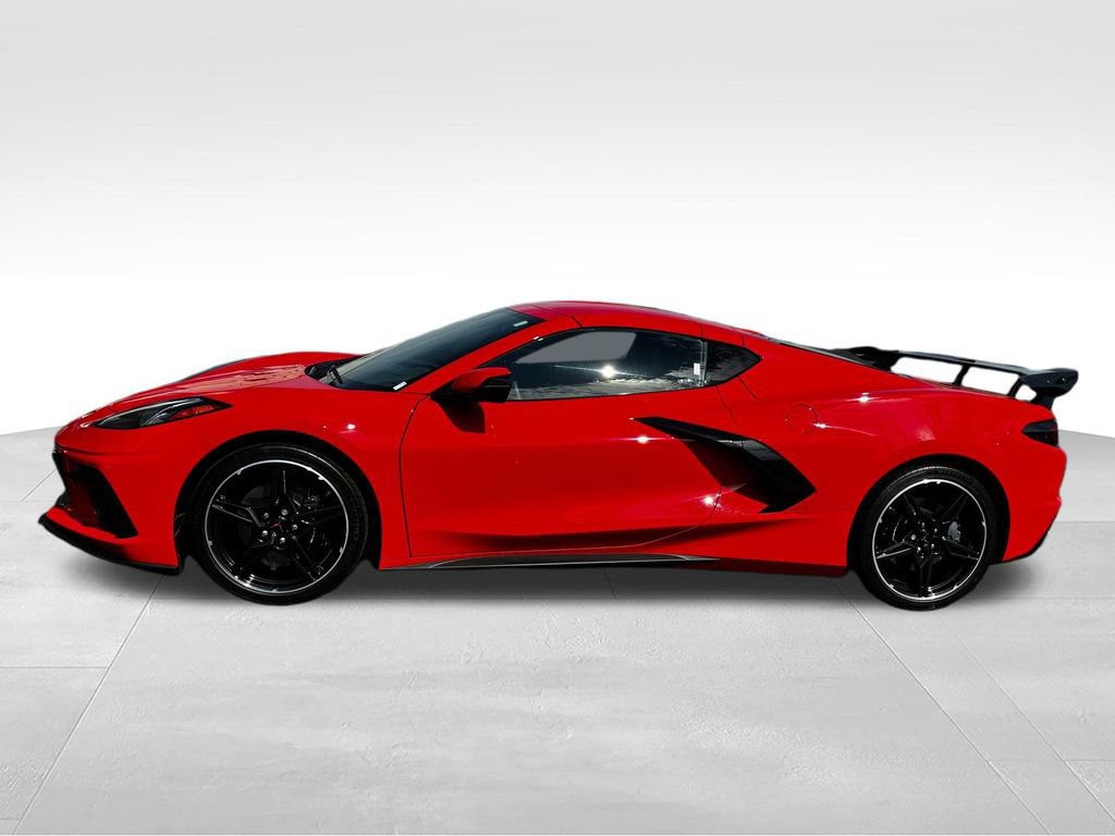 Used 2025 Chevrolet Corvette Stingray Coupe w/ 1LT RWD image 2