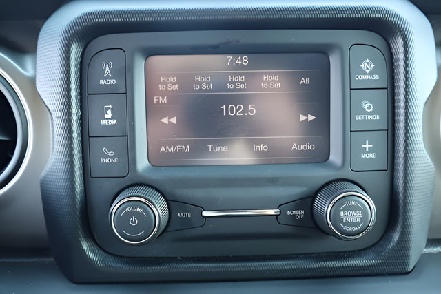 Used 2020 Jeep Wrangler Unlimited Sport S AWD/4WD image 30