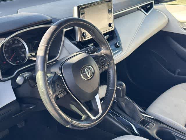 Used 2019 Toyota Corolla SE FWD image 2