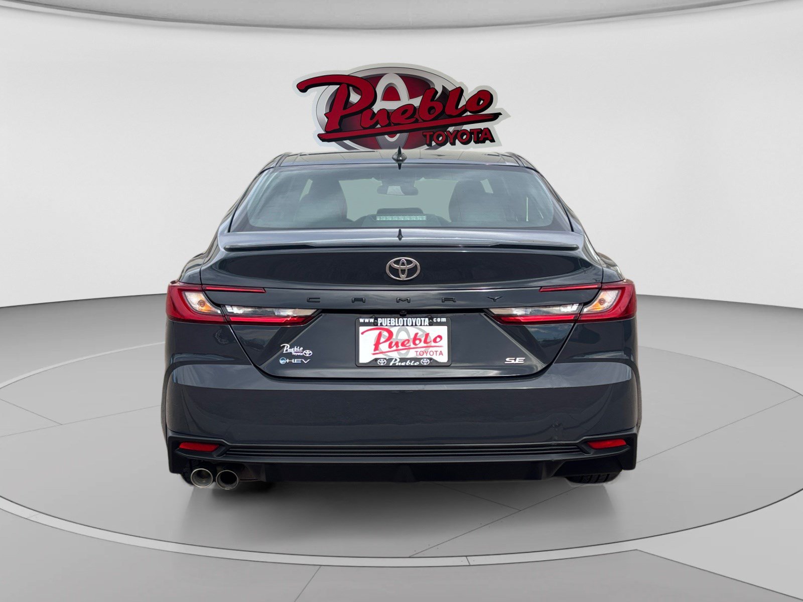 Used 2025 Toyota Camry SE FWD image 4