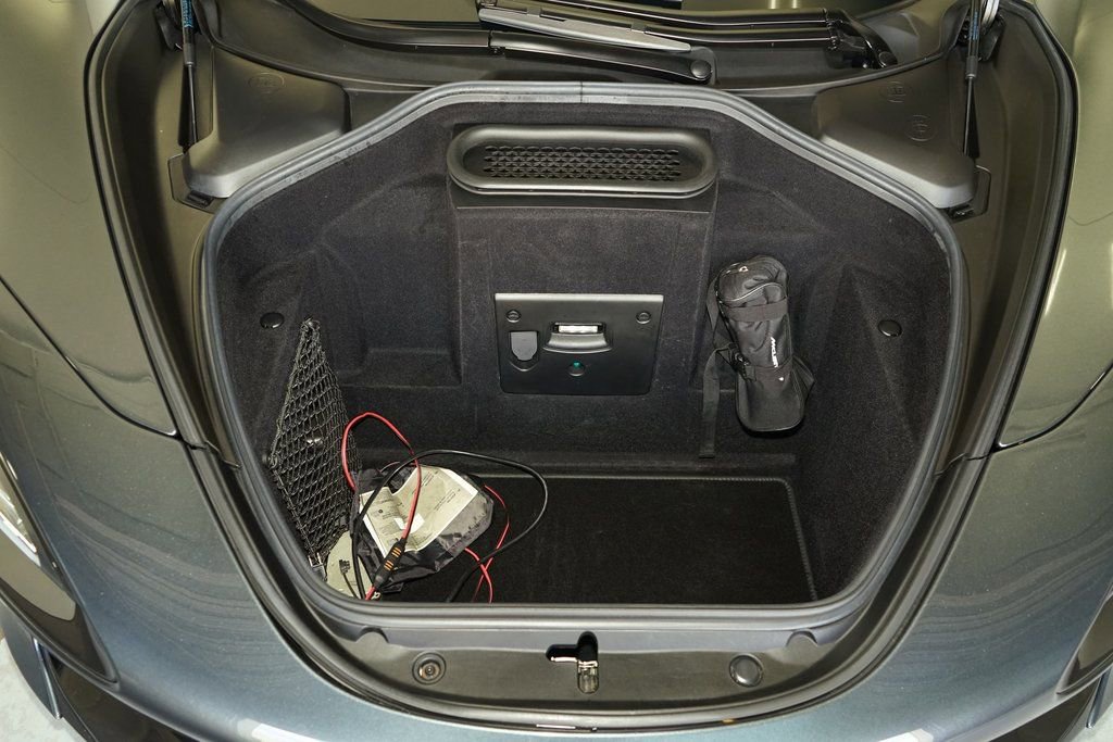 Used 2020 McLaren 720S Spider image 37