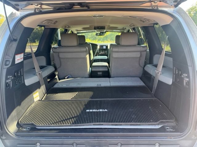 Used 2020 Toyota Sequoia Platinum AWD/4WD image 13