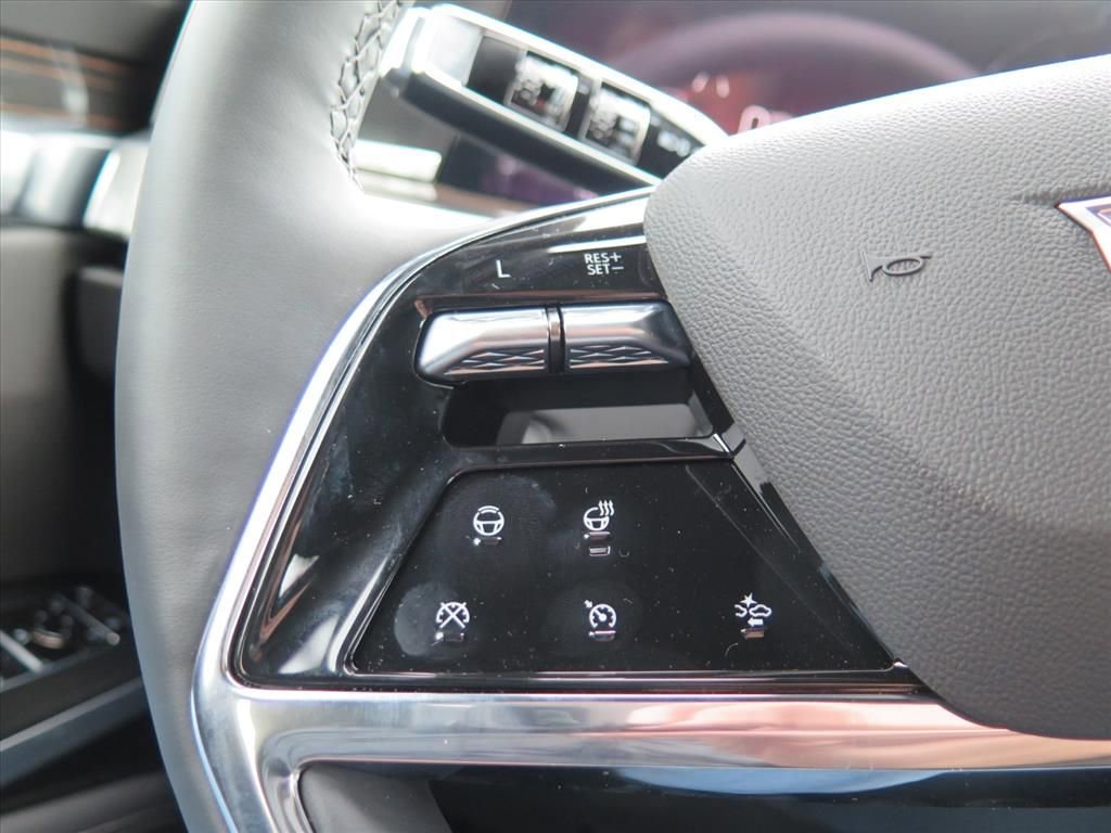 New 2026 Cadillac Escalade ESV Luxury w/ LPO, Radiant Package image 20