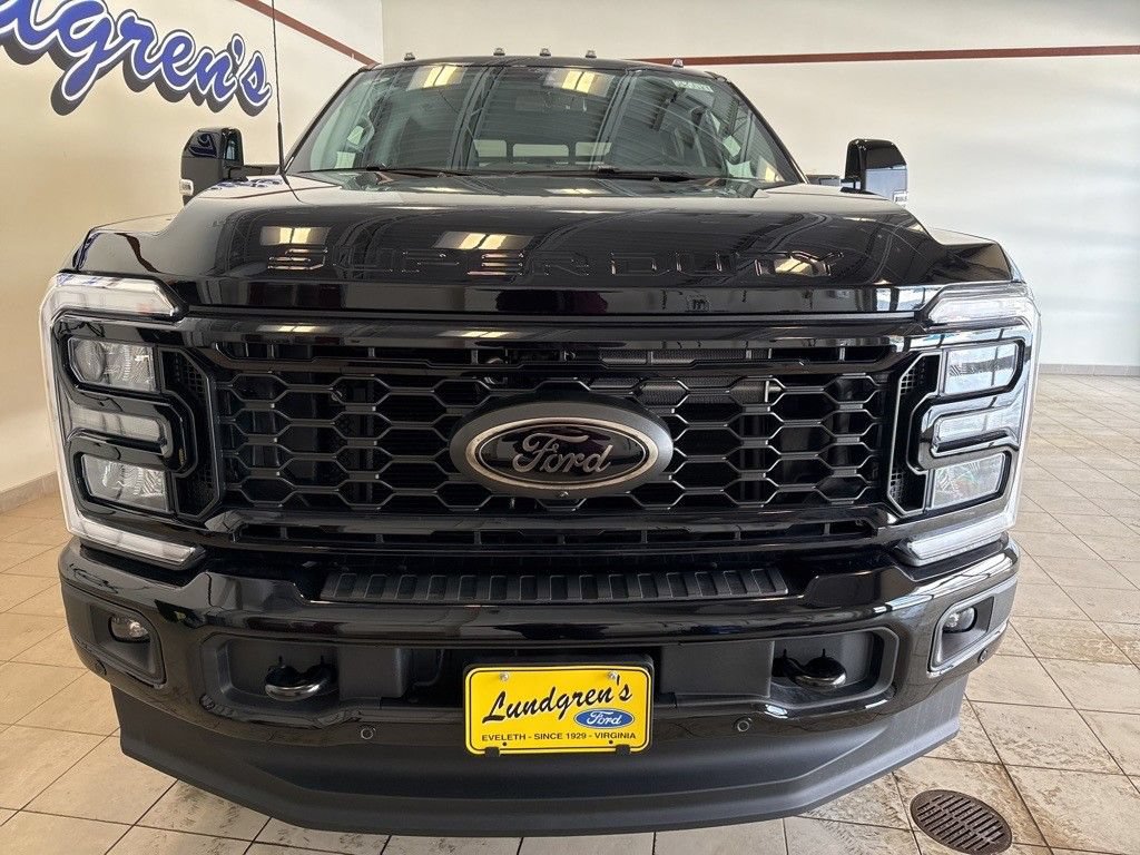 New 2026 Ford F350 Lariat w/ Black Appearance Package AWD/4WD image 9