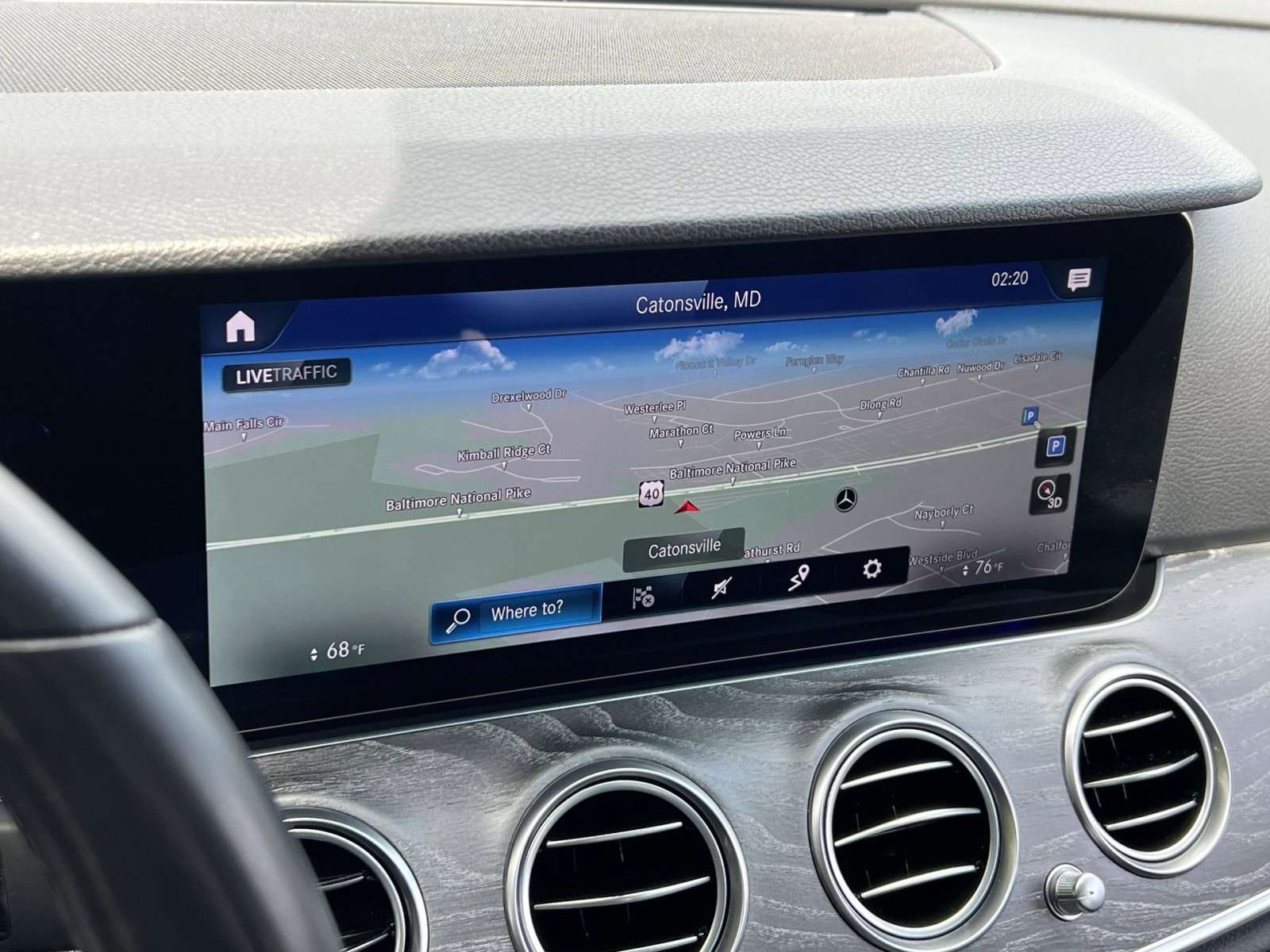Certified 2021 Mercedes-Benz E 350 4MATIC Sedan w/ Premium Package image 18