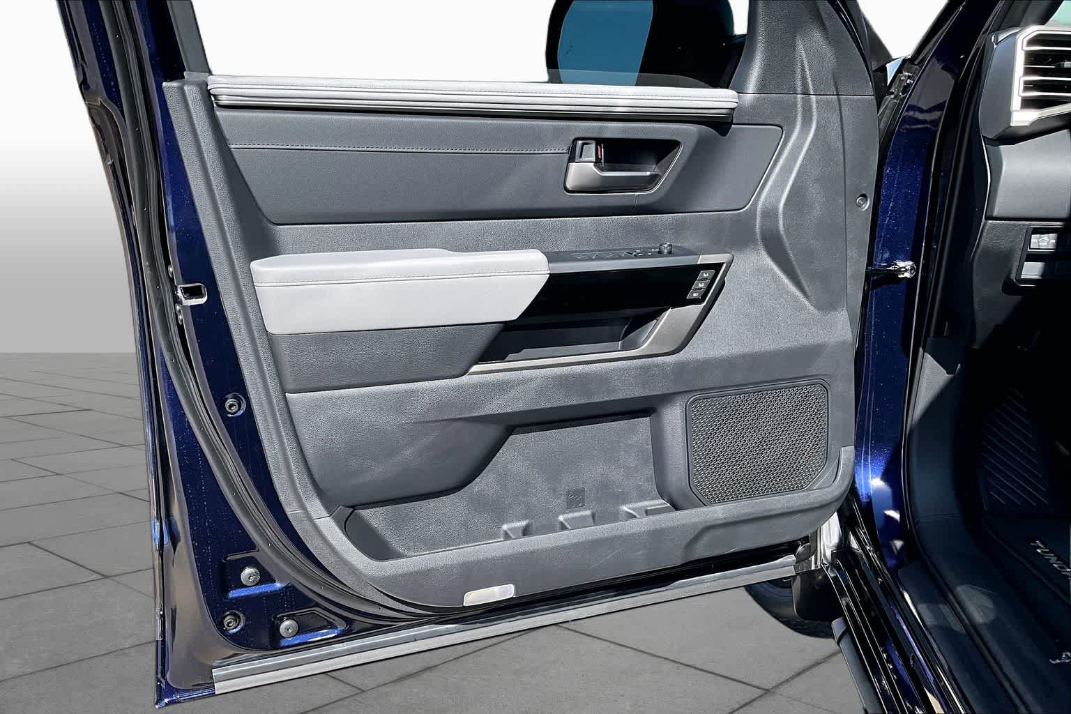 New 2026 Toyota Tundra Limited AWD/4WD image 10
