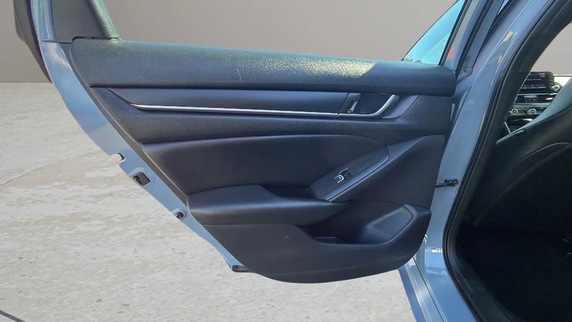 Used 2022 Honda Accord Sport image 29