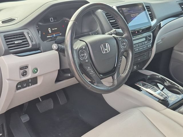 Used 2018 Honda Pilot Touring image 7