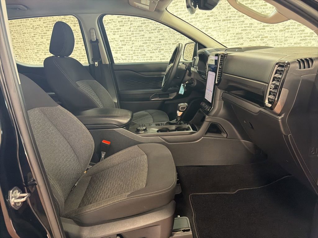 Used 2024 Ford Ranger XLT image 11