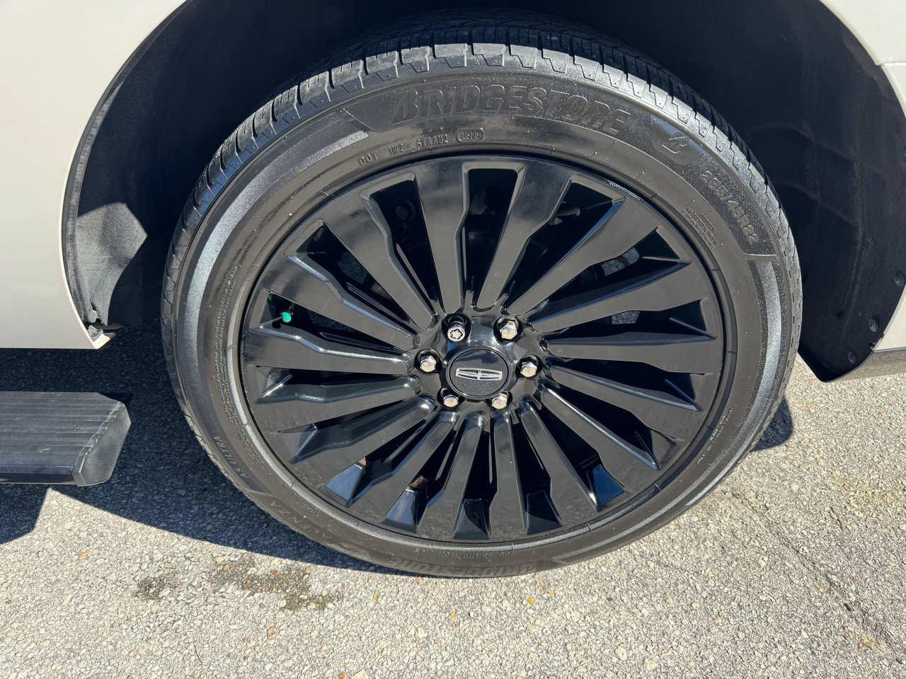 Used 2018 Lincoln Navigator Black Label w/ Cargo Package image 22