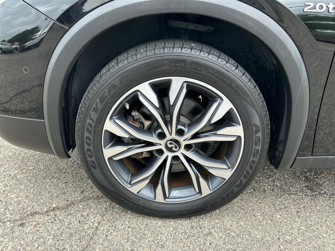 Used 2017 INFINITI QX30 Premium w/ Navigation Package AWD/4WD image 30