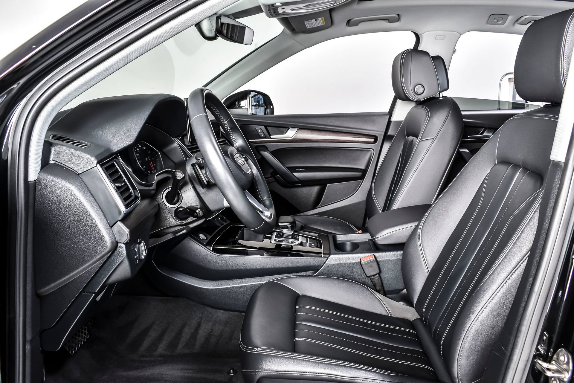 Used 2023 Audi Q5 2.0T Premium AWD/4WD image 16