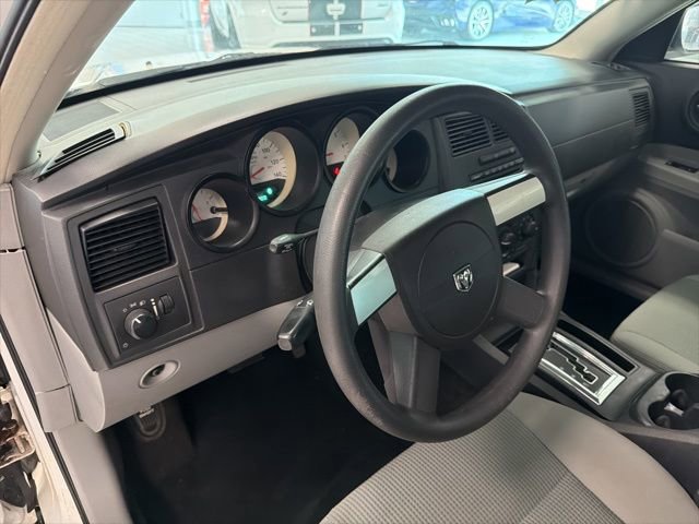 Used 2007 Dodge Charger w/ Comfort Seating Group RWD image 17