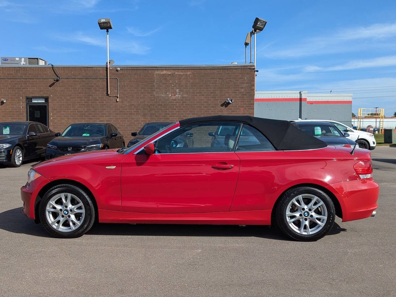 Used 2008 BMW 128i Convertible image 16