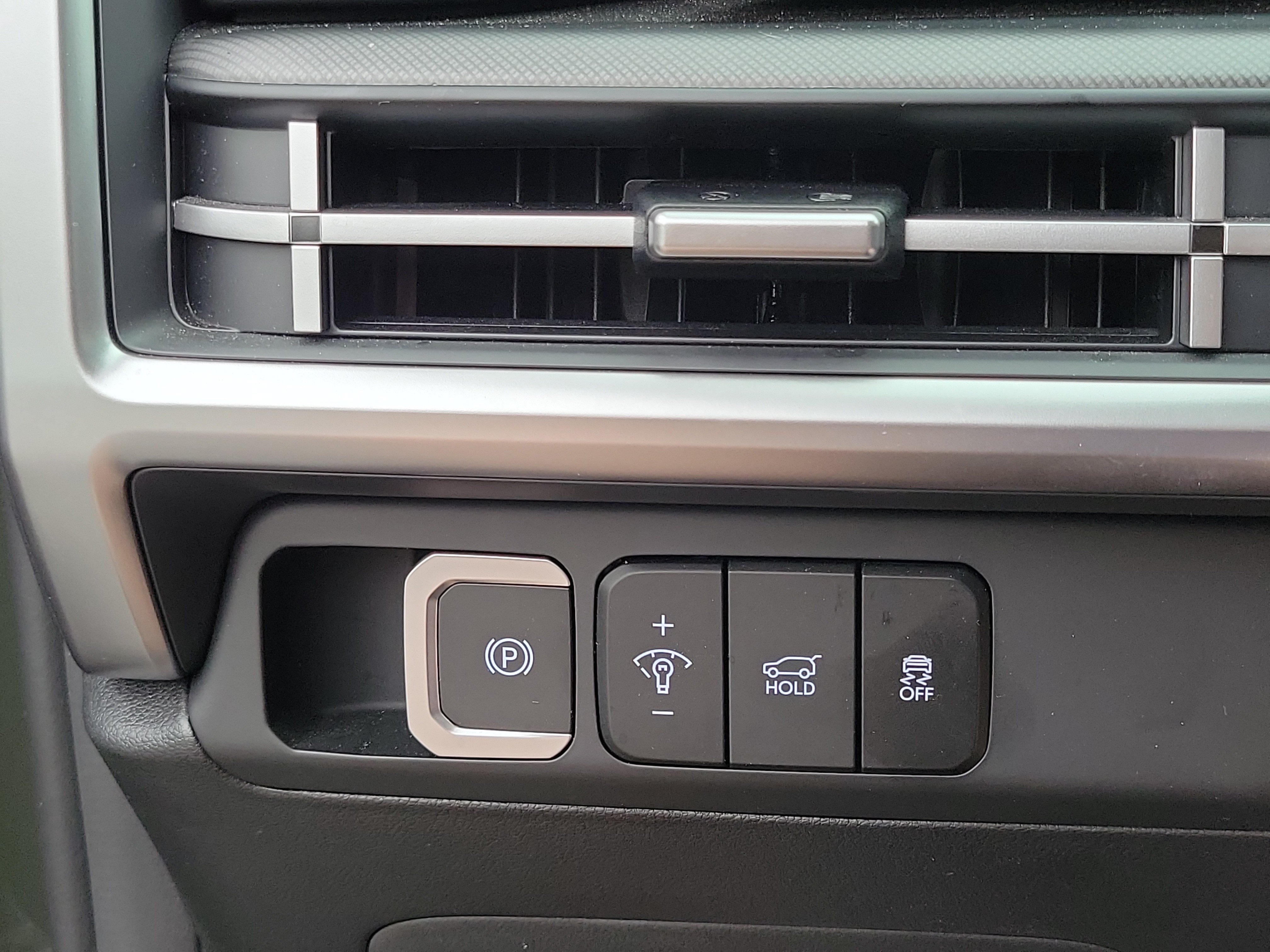 Certified 2026 Hyundai Santa Fe SEL AWD/4WD image 12