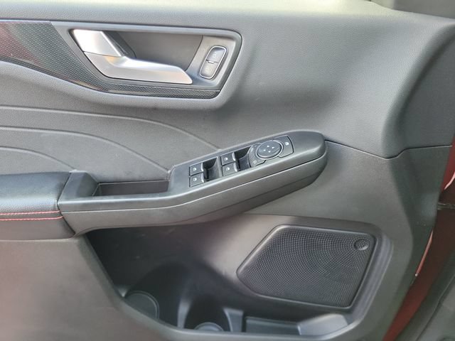 Used 2024 Ford Escape ST-Line w/ Tech Pack #1 FWD image 13