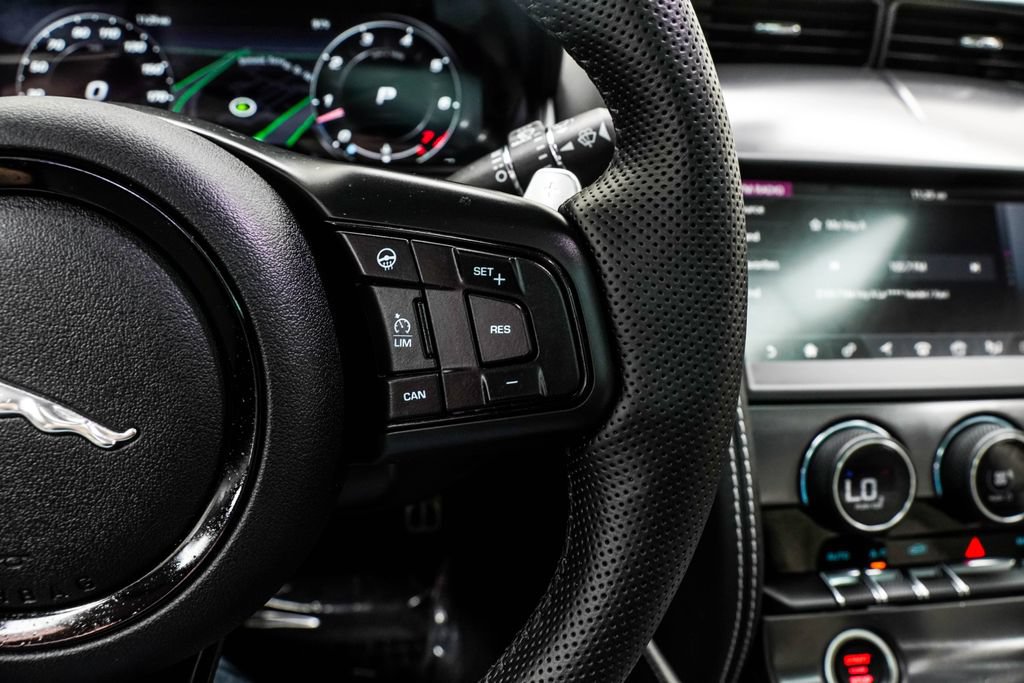 Used 2024 Jaguar F-TYPE R AWD/4WD image 36