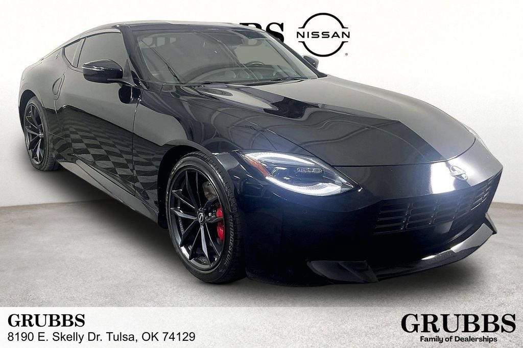 Used 2025 Nissan Z Performance w/ Floor Mat Package RWD image 1