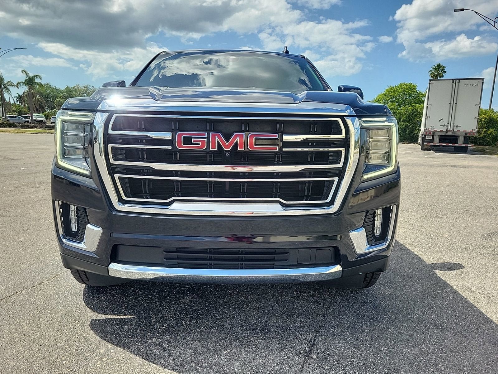 Used 2021 GMC Yukon SLT w/ Rear Media and Nav Package RWD image 4