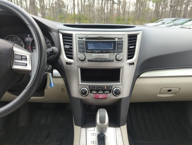 Used 2014 Subaru Outback 2.5i w/ Alloy Wheel Package AWD/4WD image 22