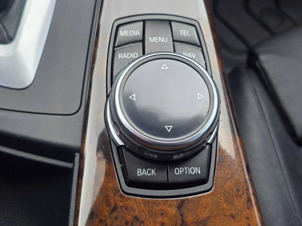 Used 2014 BMW ActiveHybrid 3 RWD image 38