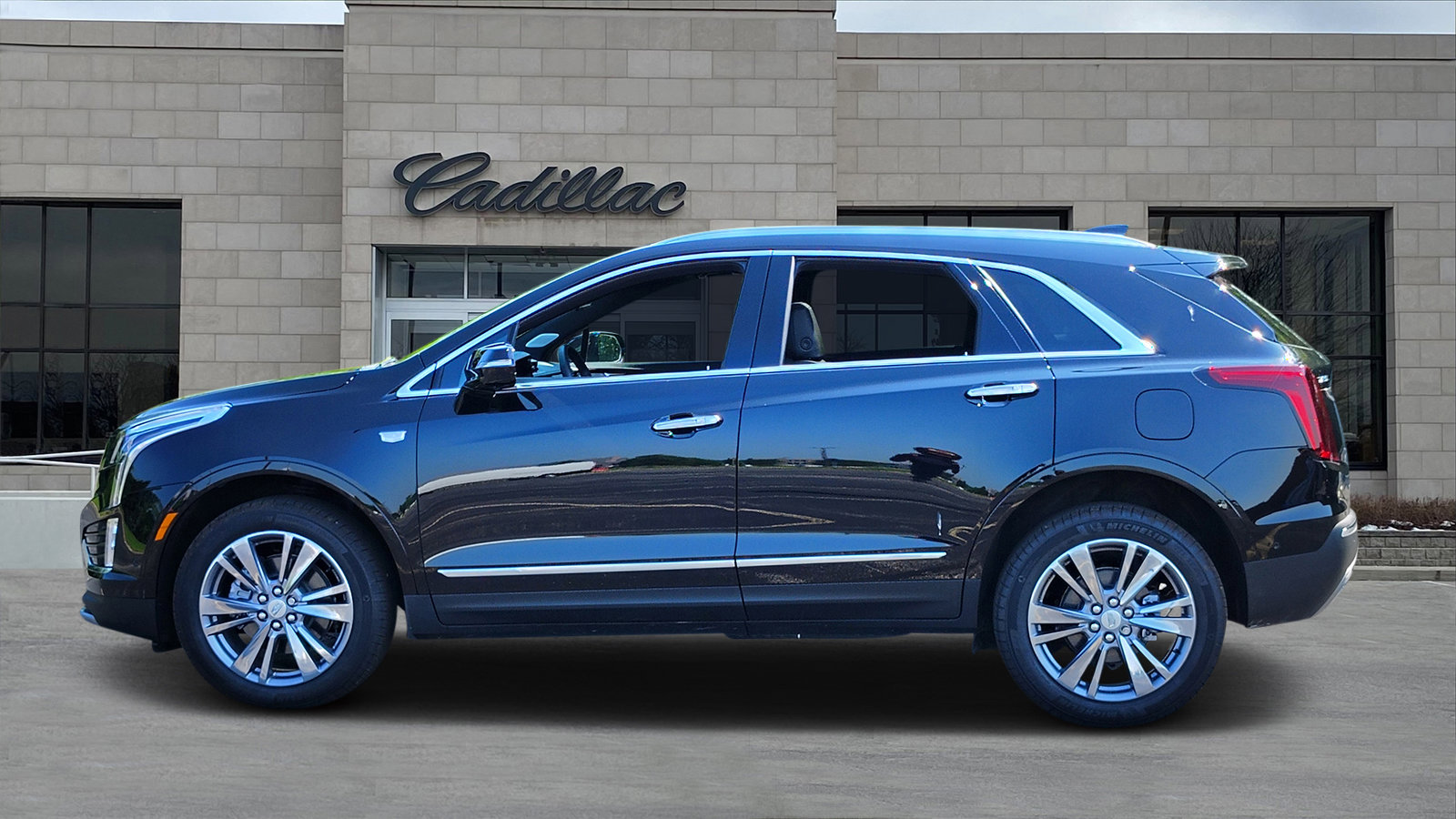 New 2025 Cadillac XT5 Premium Luxury w/ Technology Package image 5