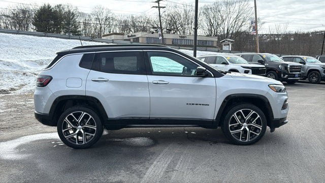 Certified 2024 Jeep Compass Limited w/ Elite Group AWD/4WD image 5