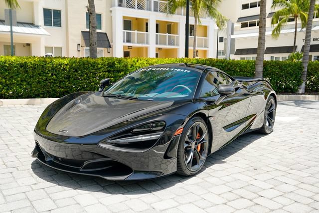 Used 2018 McLaren 720S Performance RWD image 2