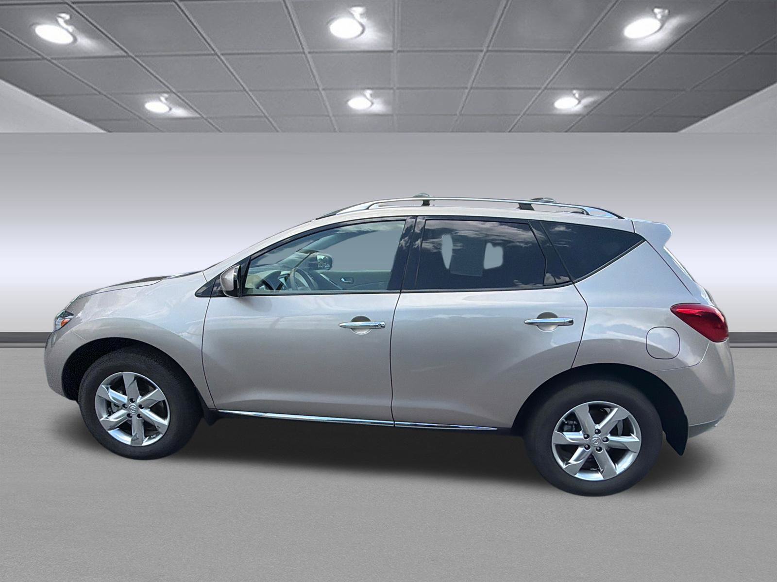 Used 2010 Nissan Murano SL w/ Leather Pkg FWD image 10