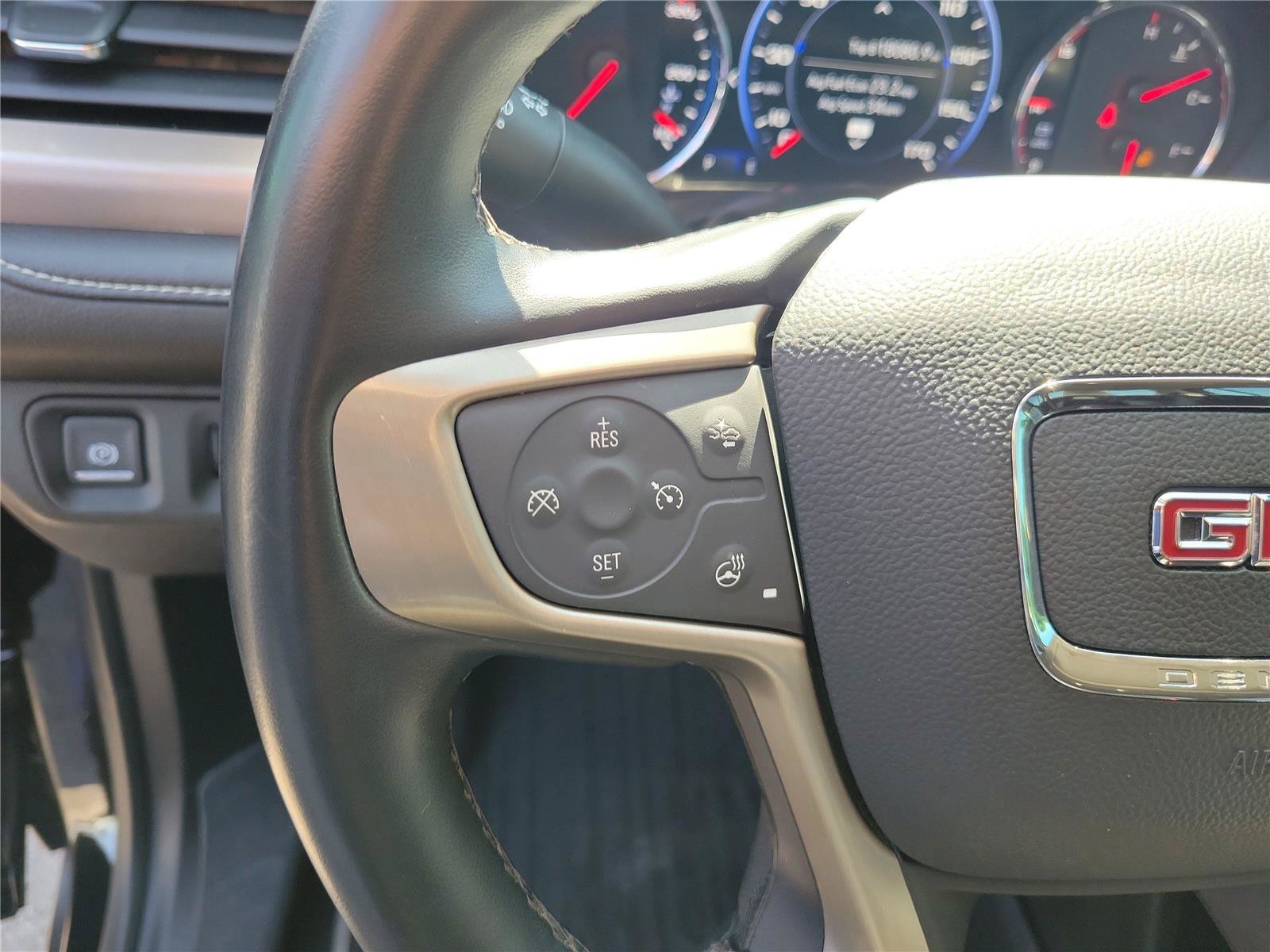 Used 2023 GMC Acadia Denali w/ Black Diamond Edition FWD image 25