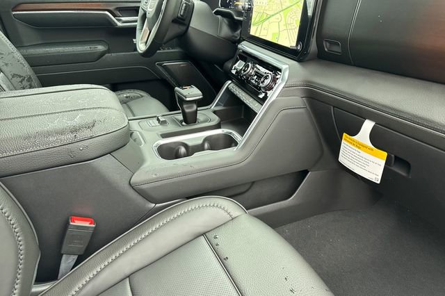 New 2026 GMC Sierra 1500 Denali w/ Denali Reserve Package AWD/4WD image 16