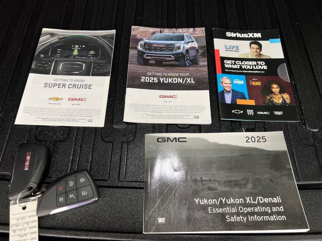 Used 2025 GMC Yukon XL Denali Ultimate w/ LPO, Floor Liner Package image 32