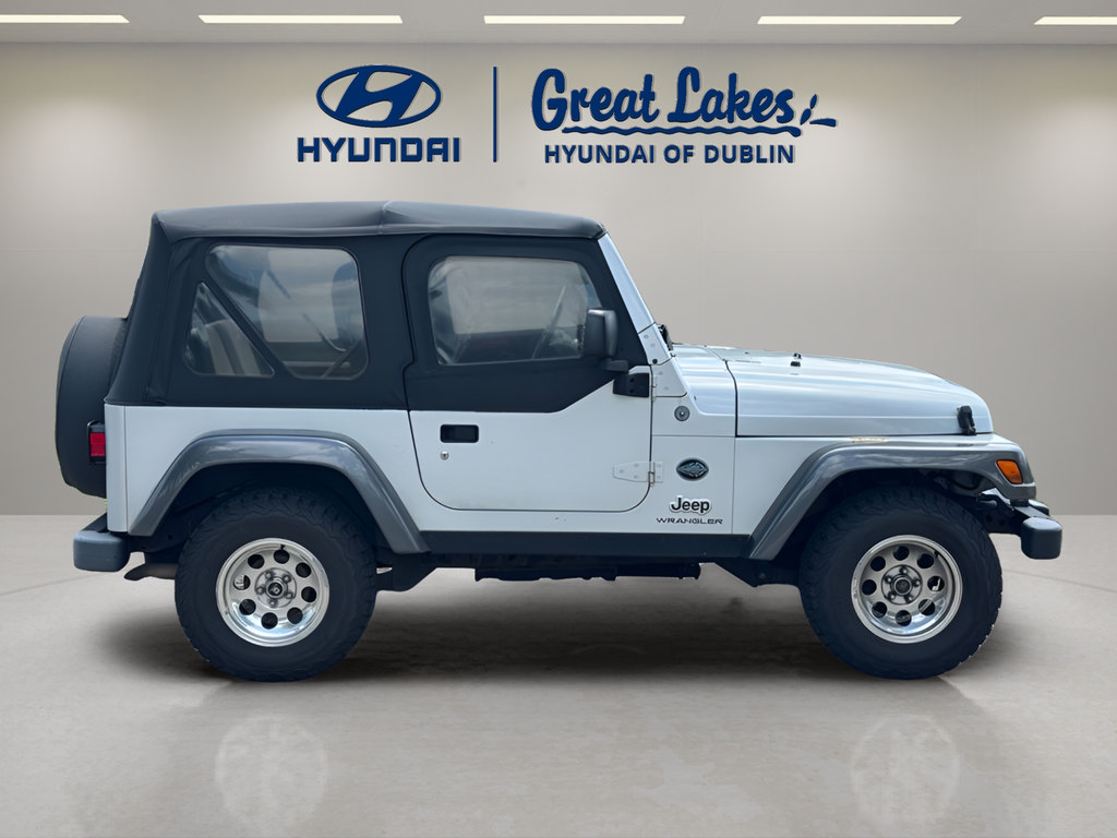 Used 2004 Jeep Wrangler X AWD/4WD image 6