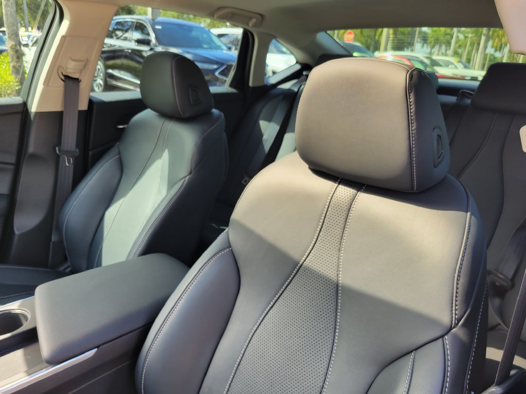 Used 2023 Acura TLX w/ Technology Package FWD image 13
