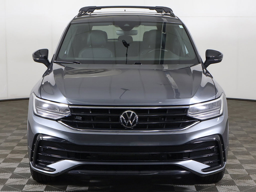 Certified 2023 Volkswagen Tiguan SE R-Line AWD/4WD image 12