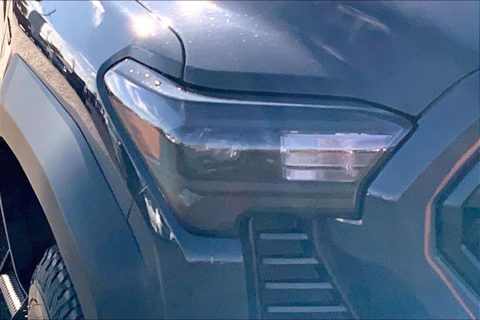 New 2026 Toyota Tacoma TRD Off-Road AWD/4WD image 13