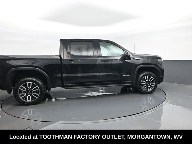 Used 2025 GMC Sierra 1500 AT4 w/ AT4 Preferred Package AWD/4WD image 4
