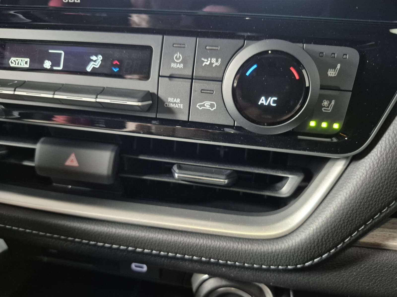 New 2026 Toyota Grand Highlander Limited image 32