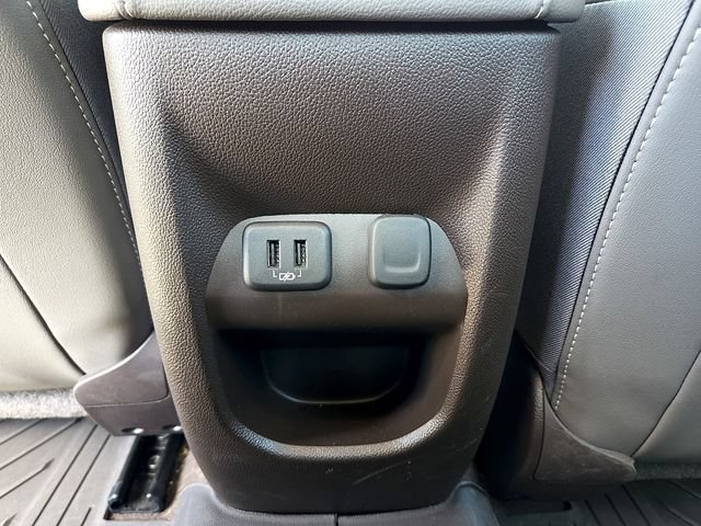 Used 2022 GMC Canyon Denali AWD/4WD image 15