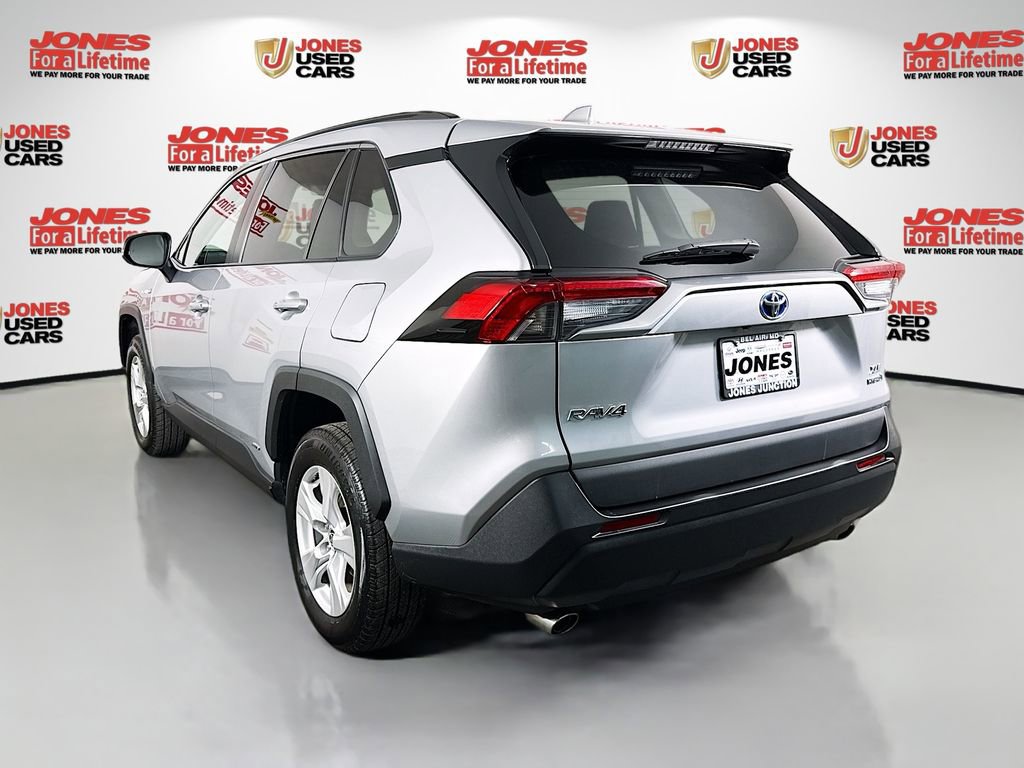 Certified 2021 Toyota RAV4 XLE w/ Convenience Package image 2