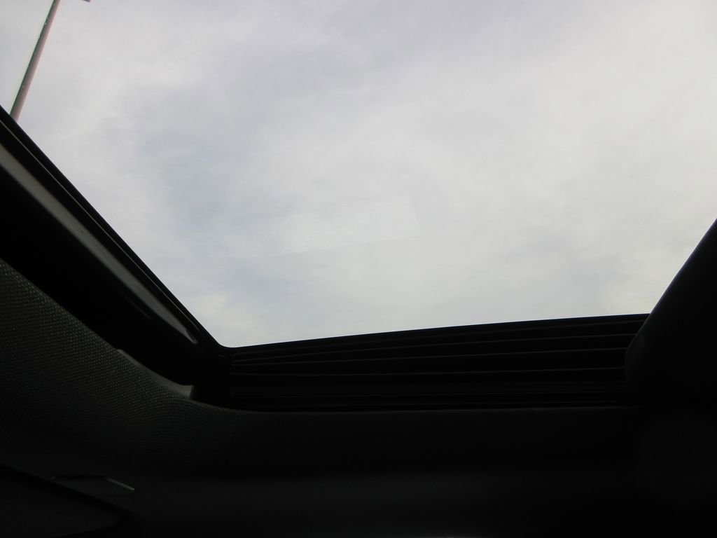 Used 2025 Chevrolet Colorado ZR2 w/ Technology Package image 38