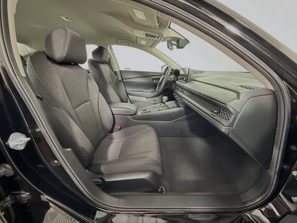 Certified 2023 Honda Accord LX image 24
