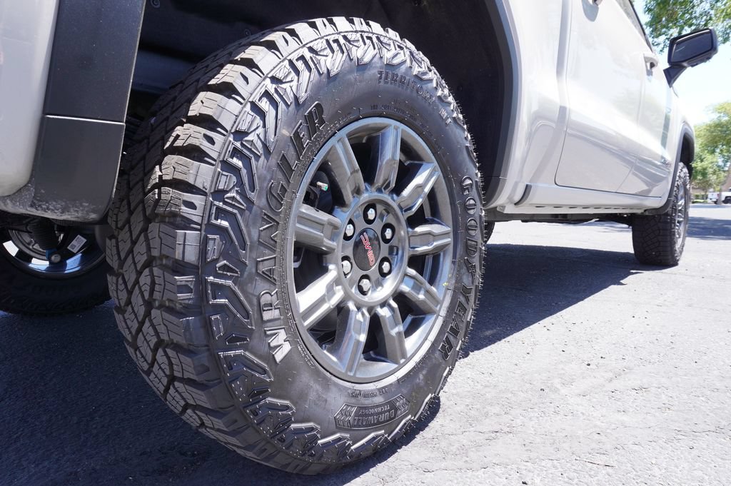 New 2026 GMC Sierra 1500 AT4X AWD/4WD image 6