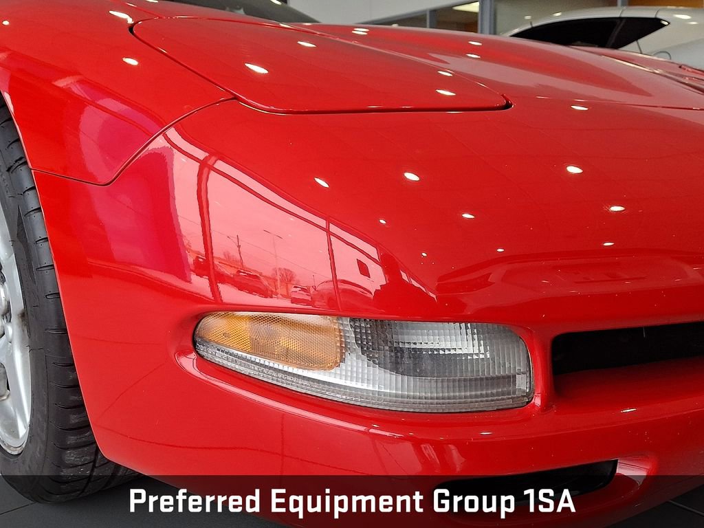 Used 1999 Chevrolet Corvette Convertible w/ Memory Pkg image 9