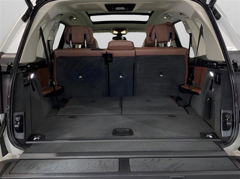 Used 2020 BMW X7 xDrive40i w/ Premium Package image 32