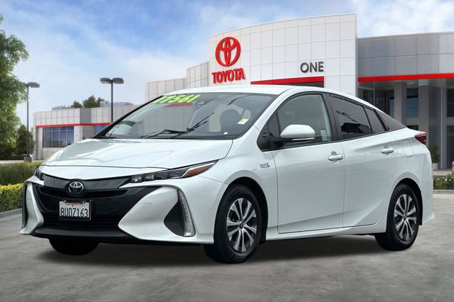 Used 2021 Toyota Prius Prime XLE image 9