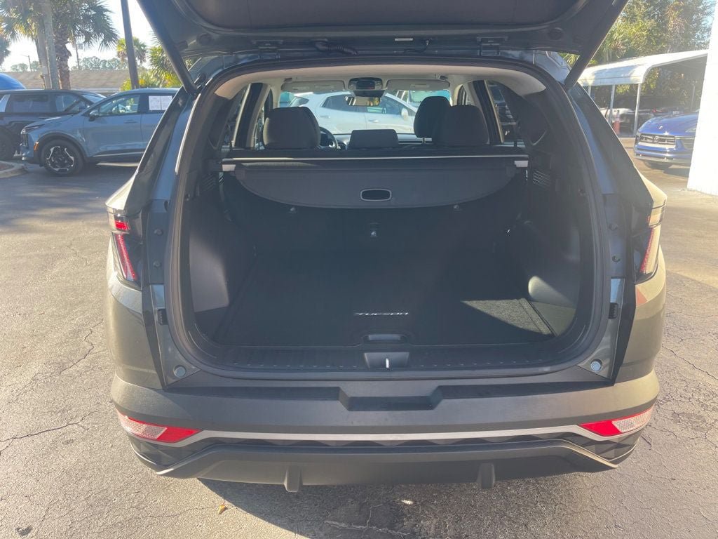 Used 2023 Hyundai Tucson Blue AWD/4WD image 5